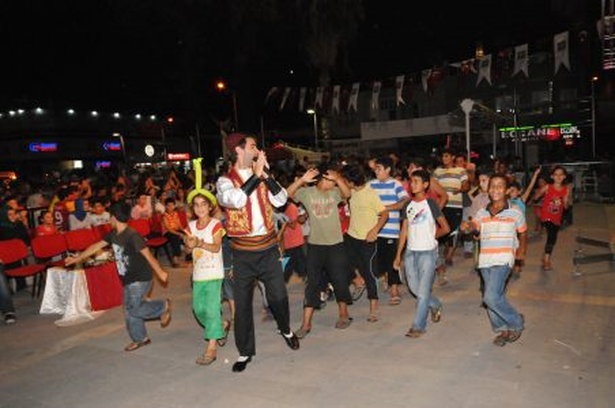 Çocuklara Eğlenceli Dakikalar Yaşatıldı