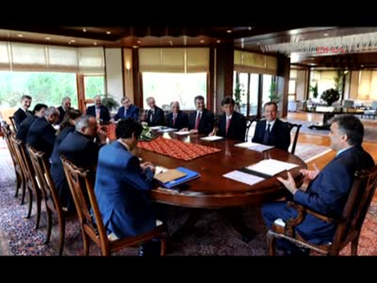 Cumhurbaşkanı Gül, Balkan Rumeli Göçmenleri Konfederasyon Başkanı\'nı Kabul Etti