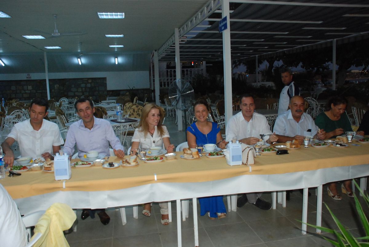 Didim\'de Protokol ve Emniyet Mensupları İtfarda Biraraya Geldi