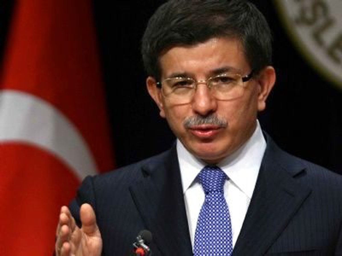 Dışişleri Bakanı Davutoğlu, MİT Müsteşarı Fidan\'la Görüştü