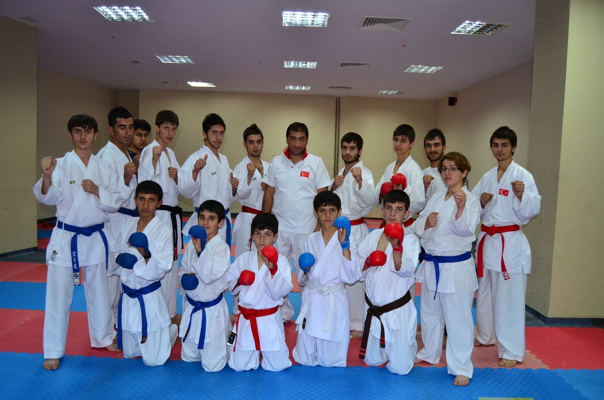 Erzurum\'da Dört Koldan Karate