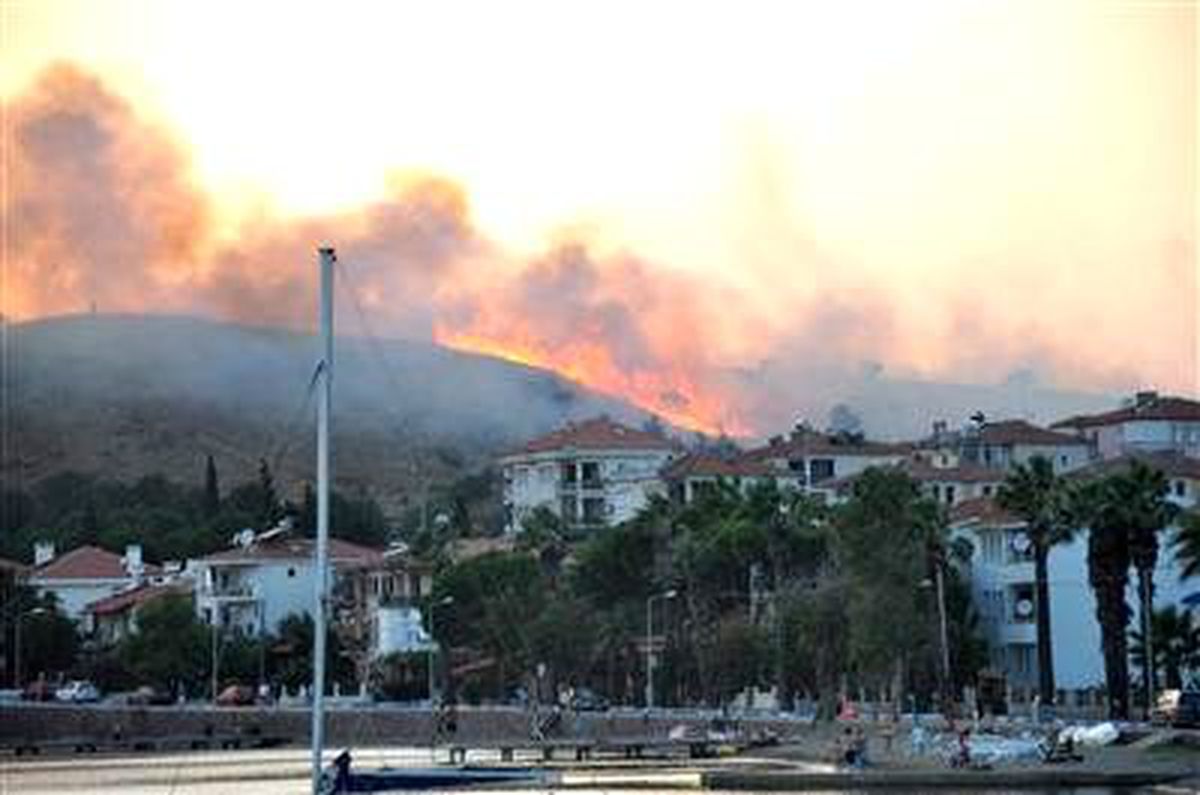 Foça\'da Orman Yangını
