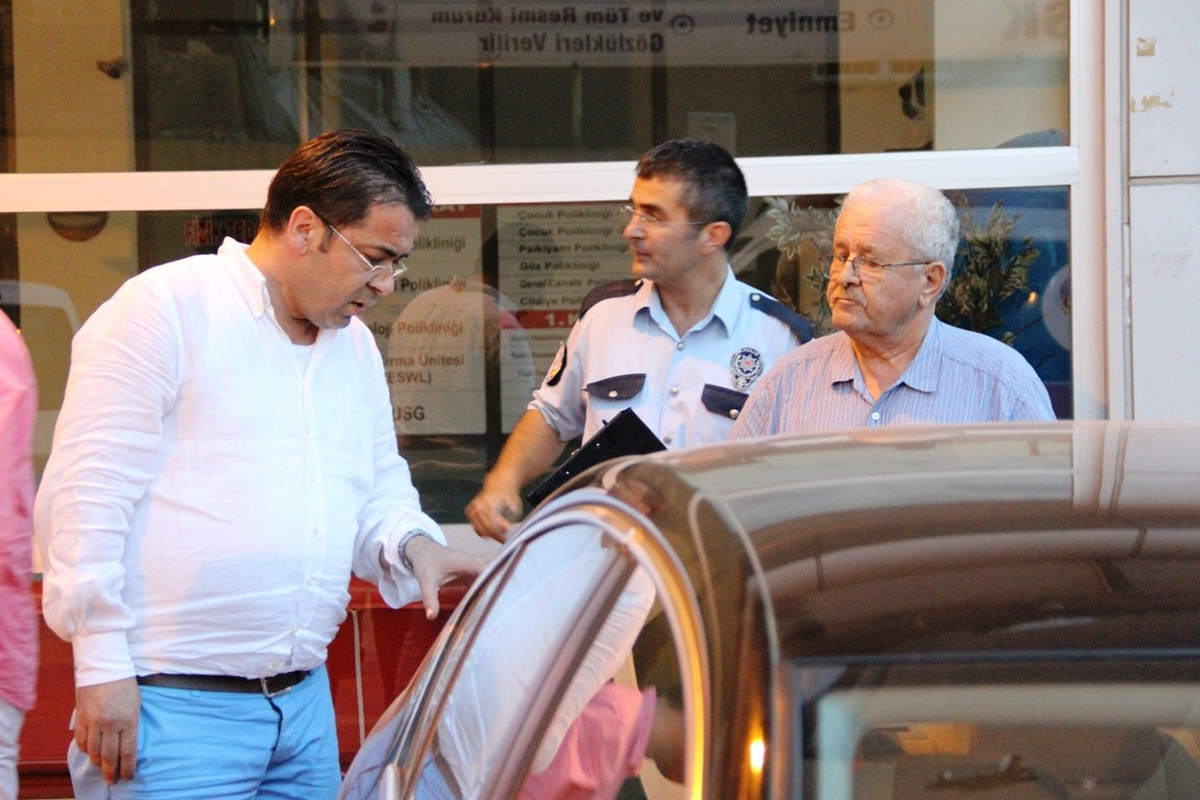 Hastane Genel Müdürünü Tabanca ile Vurmak İstedi
