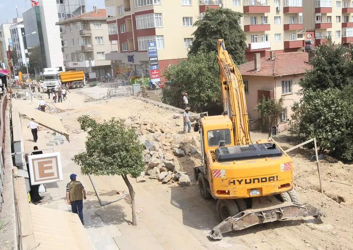 Kızılay Caddesi Yenileniyor
