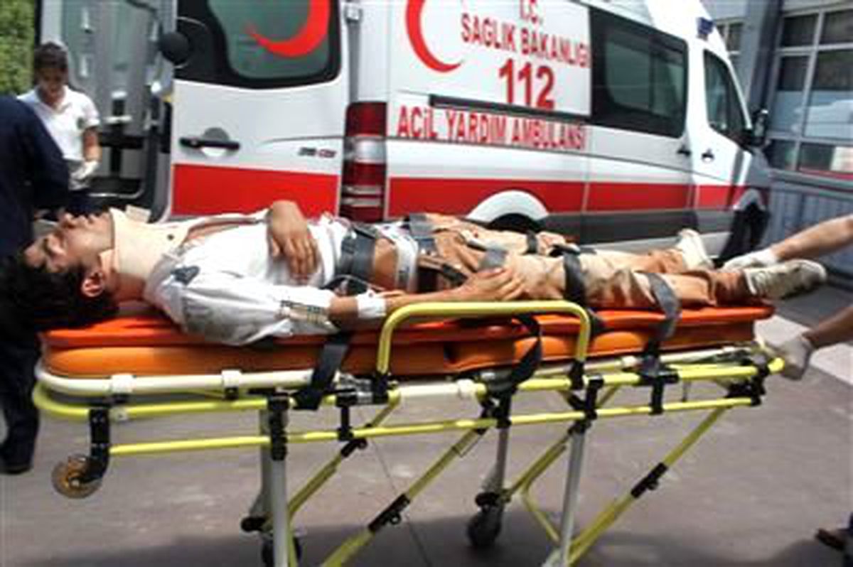 Kocaeli'de Trafik Kazası: 5 Yaralı