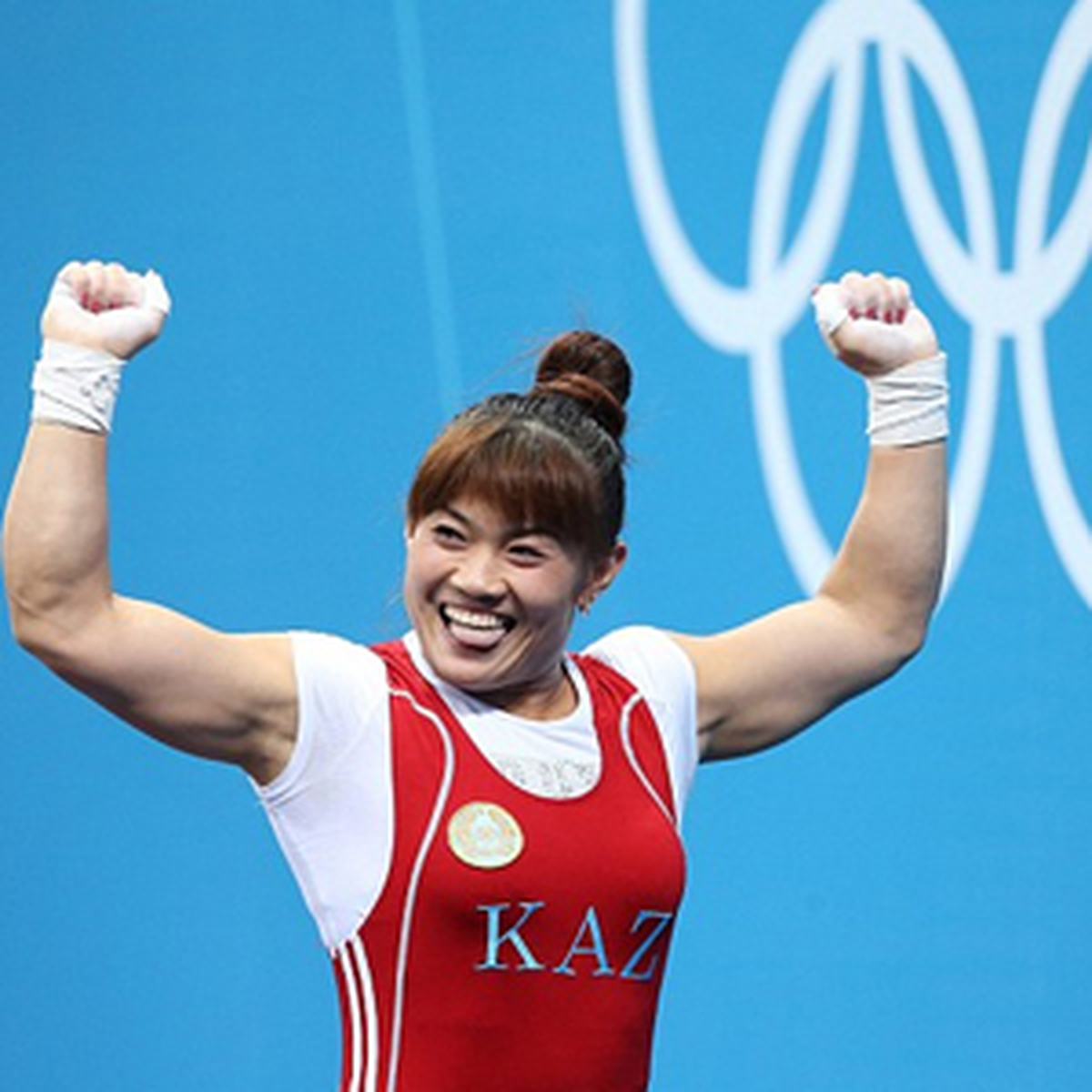 Londra Olimpiyatları\'nda Kadınlar Halter 63 Kilo Müsabakasında, Kazak Maiya Maneza, Koparmada 110...