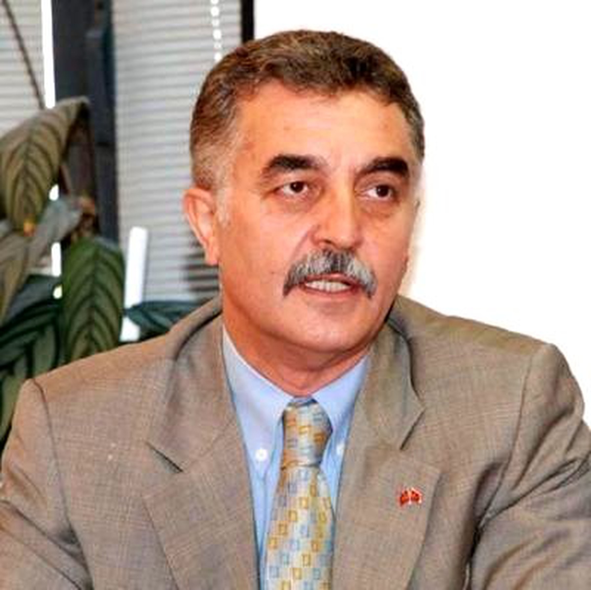 MHP\'li Büyükataman: "Hiç Kimse Boş Hayallere Kapılmasın"