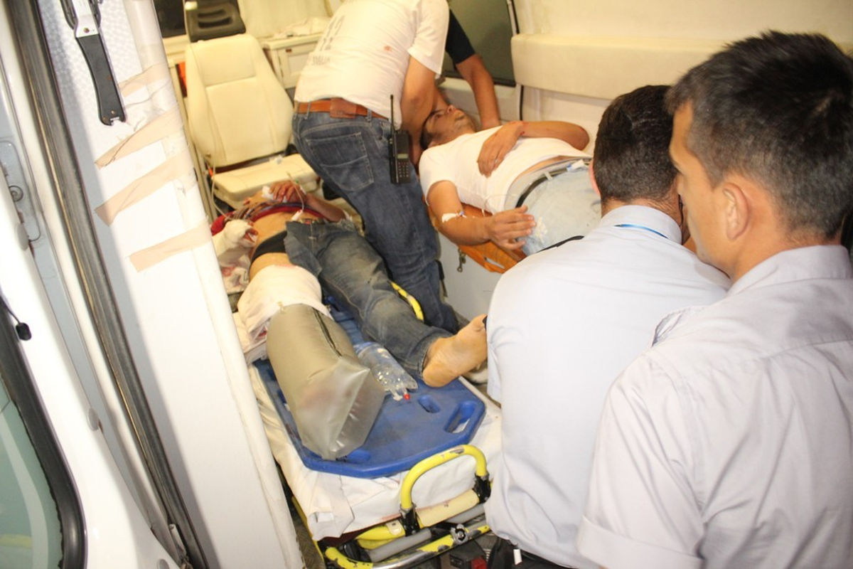 Motosikletler Kafa Kafaya Çarpıştı: 4 Yaralı