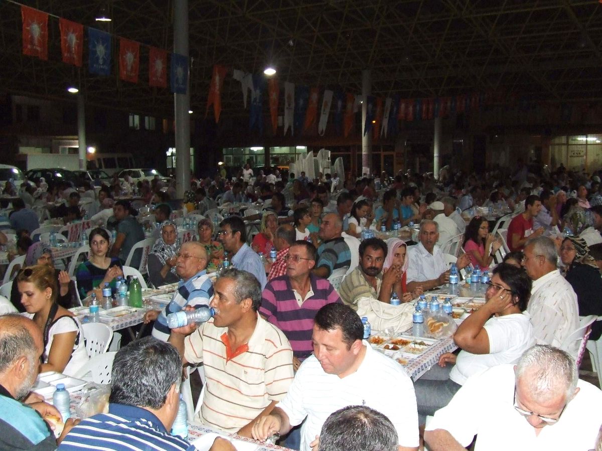 Ortaca AK Parti İftarda Binlerce Kişiyi Ağırladı