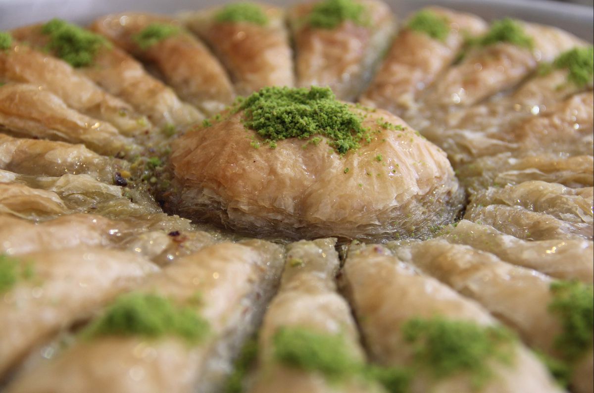 Ramazan Tatlıcıların Yüzünü Güldürdü