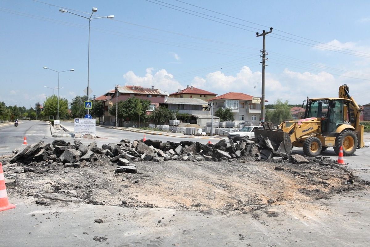 Sakarya\'da Dönel Kavşak Çalışmaları