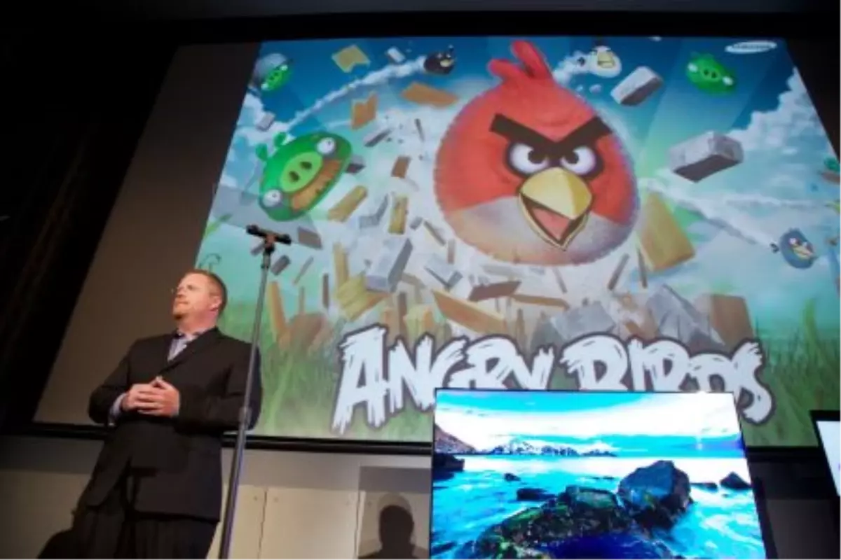 Samsung, Angry Birds Uygulamasın Tanıttı