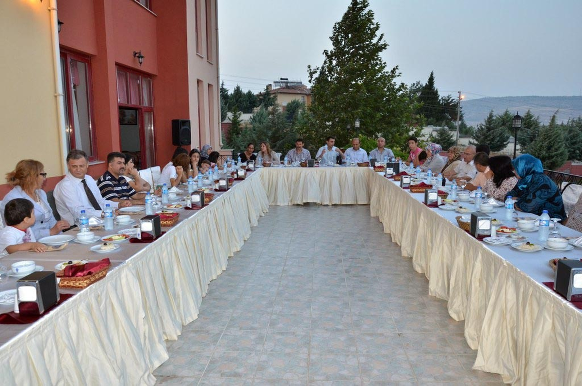Şehit Ailelerine İftar