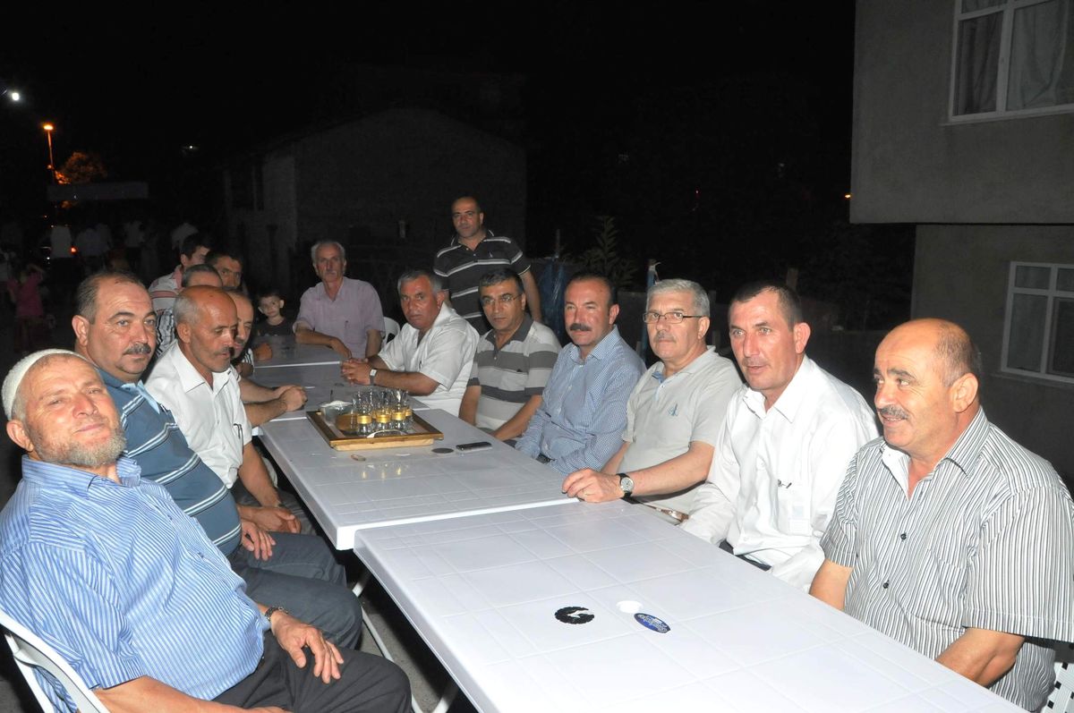 Sokakta İftar Keyfi