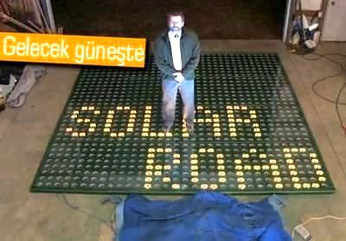 Solar Ütopya: Güneş Paneli Kaplı Otoyollar