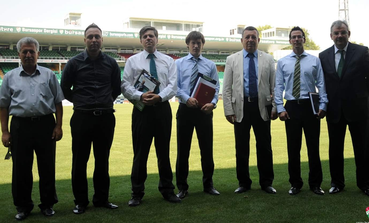 UEFA Heyetinden Bursaspor Atatürk Stadı\'na Tam Not