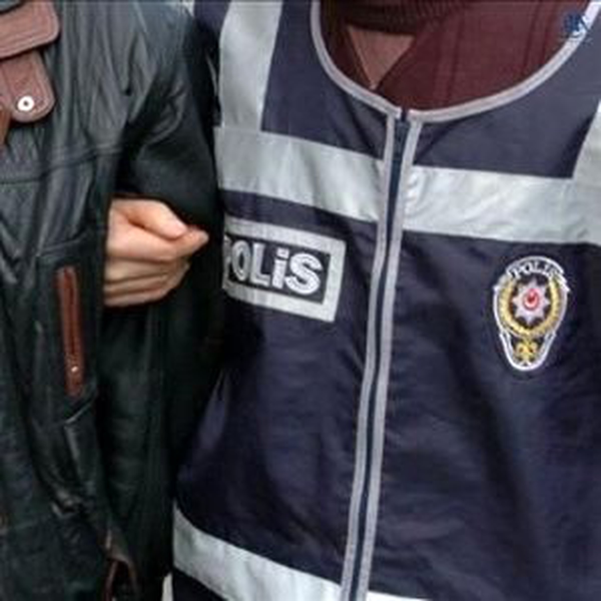 Van\'da Polis Otosuna Yapılan Saldırıda 3 Kişi Tutuklandı