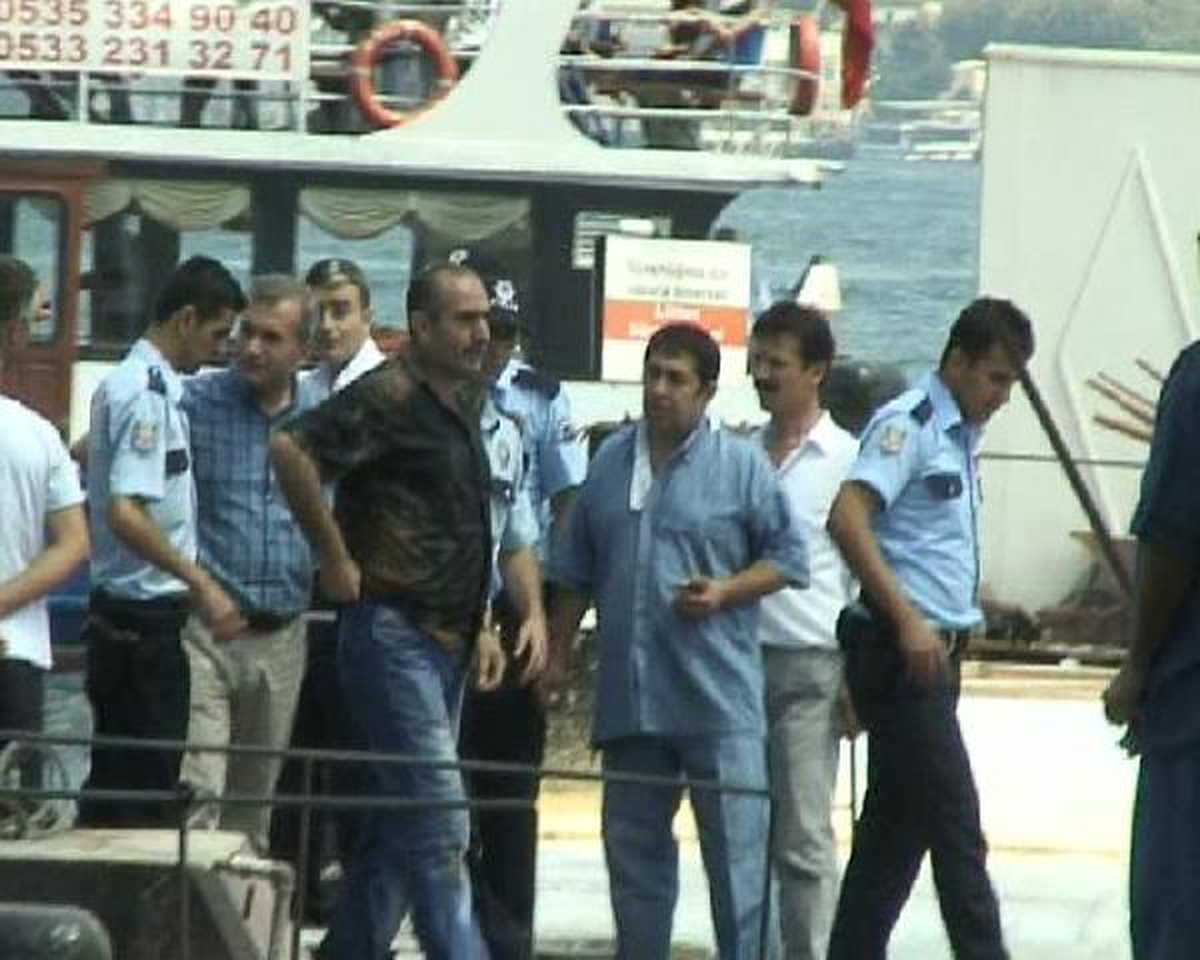 Vapurdan Düştü, Boğulmaktan Son Anda Kurtarıldı