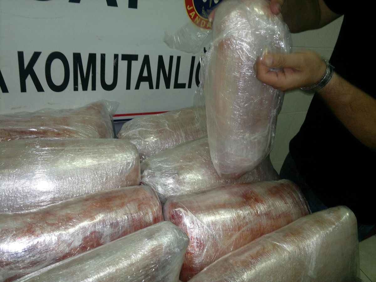 Yozgat Jandarma Yolcu Otobüsünde 38 Kilo Esrar Ele Geçirdi