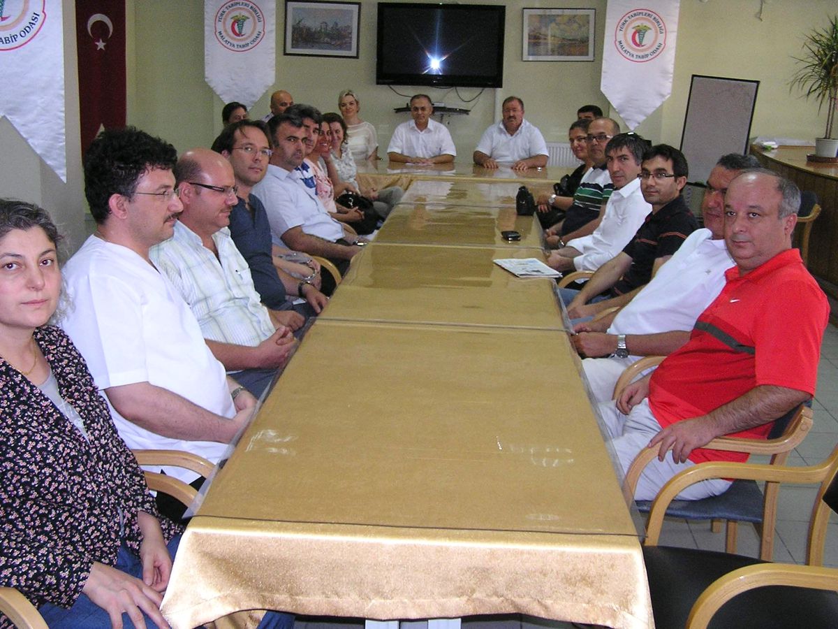Aile Hekimleri \'Acil\'de Çalıştırmaya Karşı