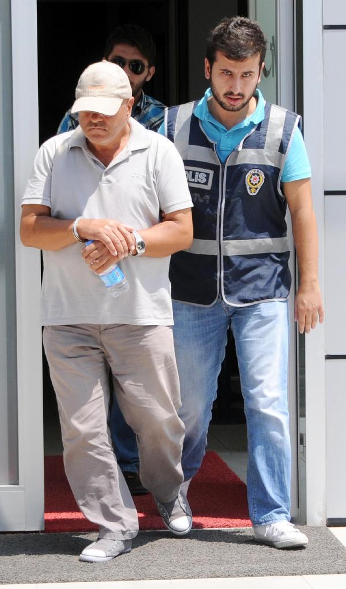Antalya\'da Fuhuş Operasyonu