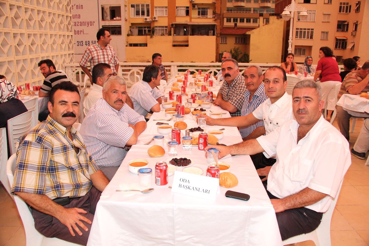 Başkan Alıcık\'tan Personeline İftar