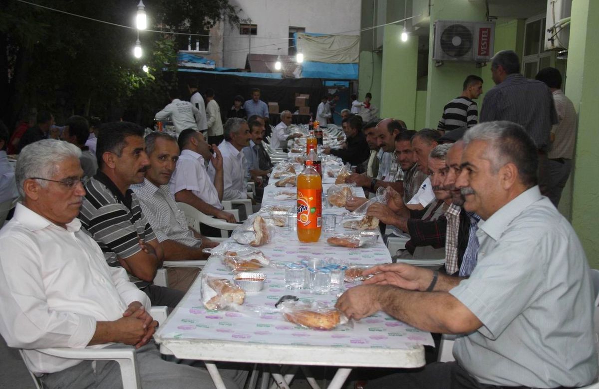 Belediye Personeli İftarda Buluştu