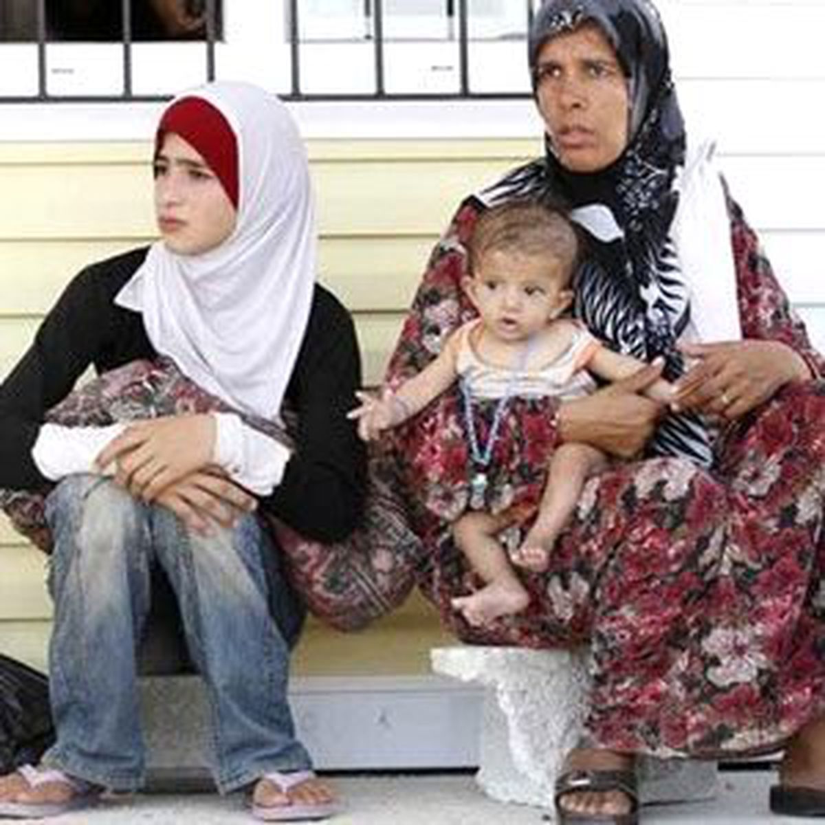 BM Mülteciler Yüksek Komiserliği: "Binlerce Suriyeli Halep\'te Sıkışıp Kaldı"