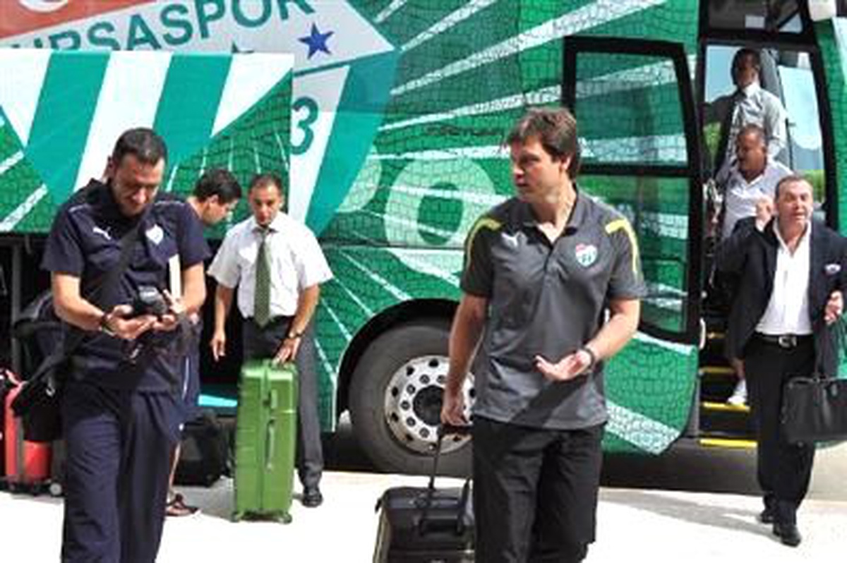 Bursaspor, Kups Maçı İçin Yola Çıktı