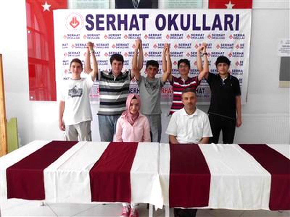 Depreme Rağmen Öğrencilerin Başarısı