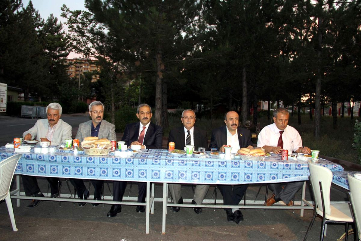Doğan Ürgüp, Özbelsan Personeliyle İftarda Buluştu