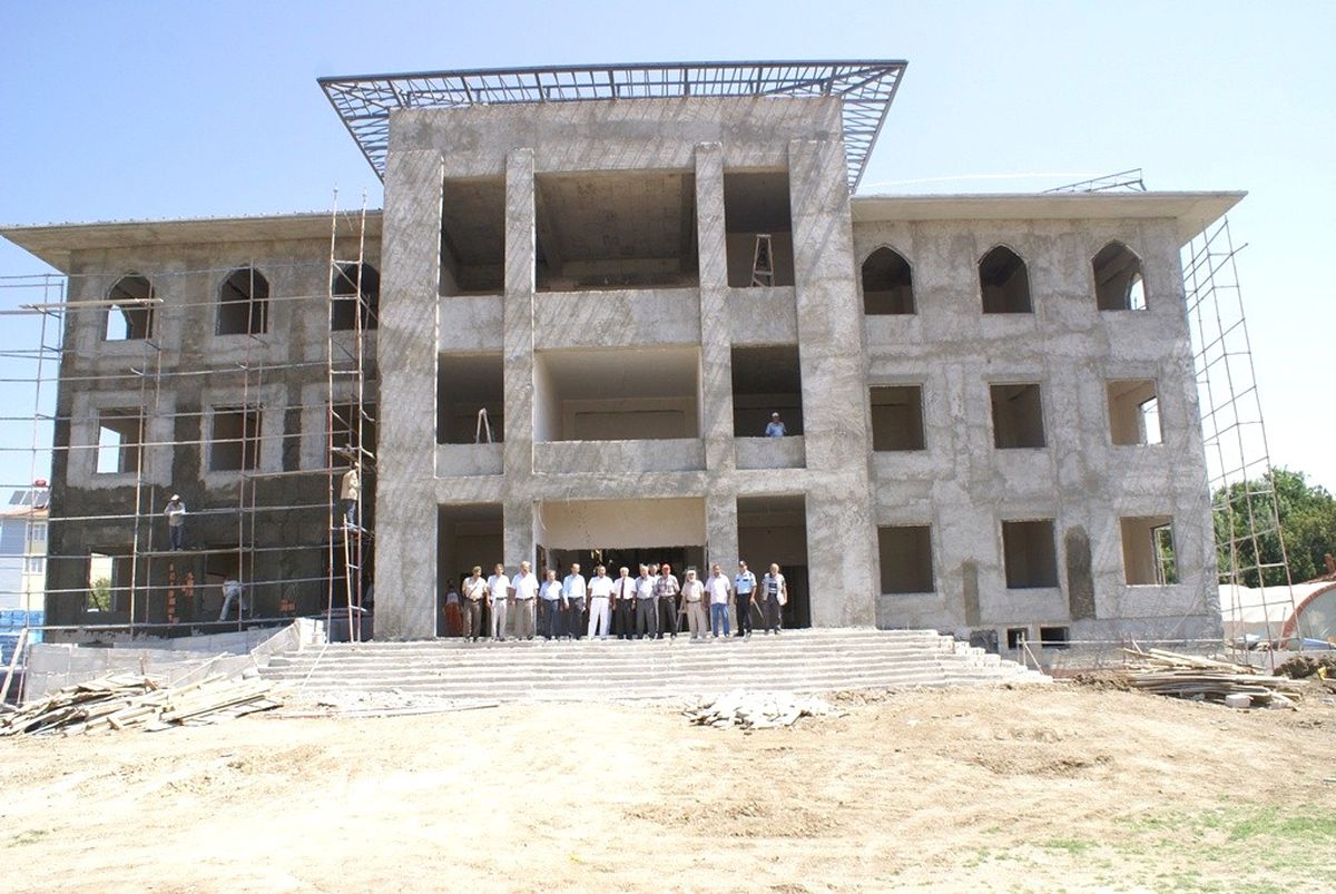 Dumlupınar\'a Hükümet Konağı