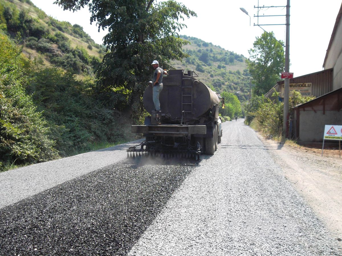 Ereğli\'de Asfalt Çalışmaları Sürüyor