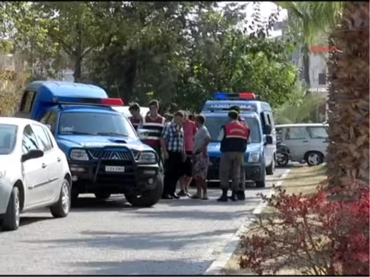 Esad\'ın Askeri ve Polisi Aileleri ile Kaçarken Yakalandı