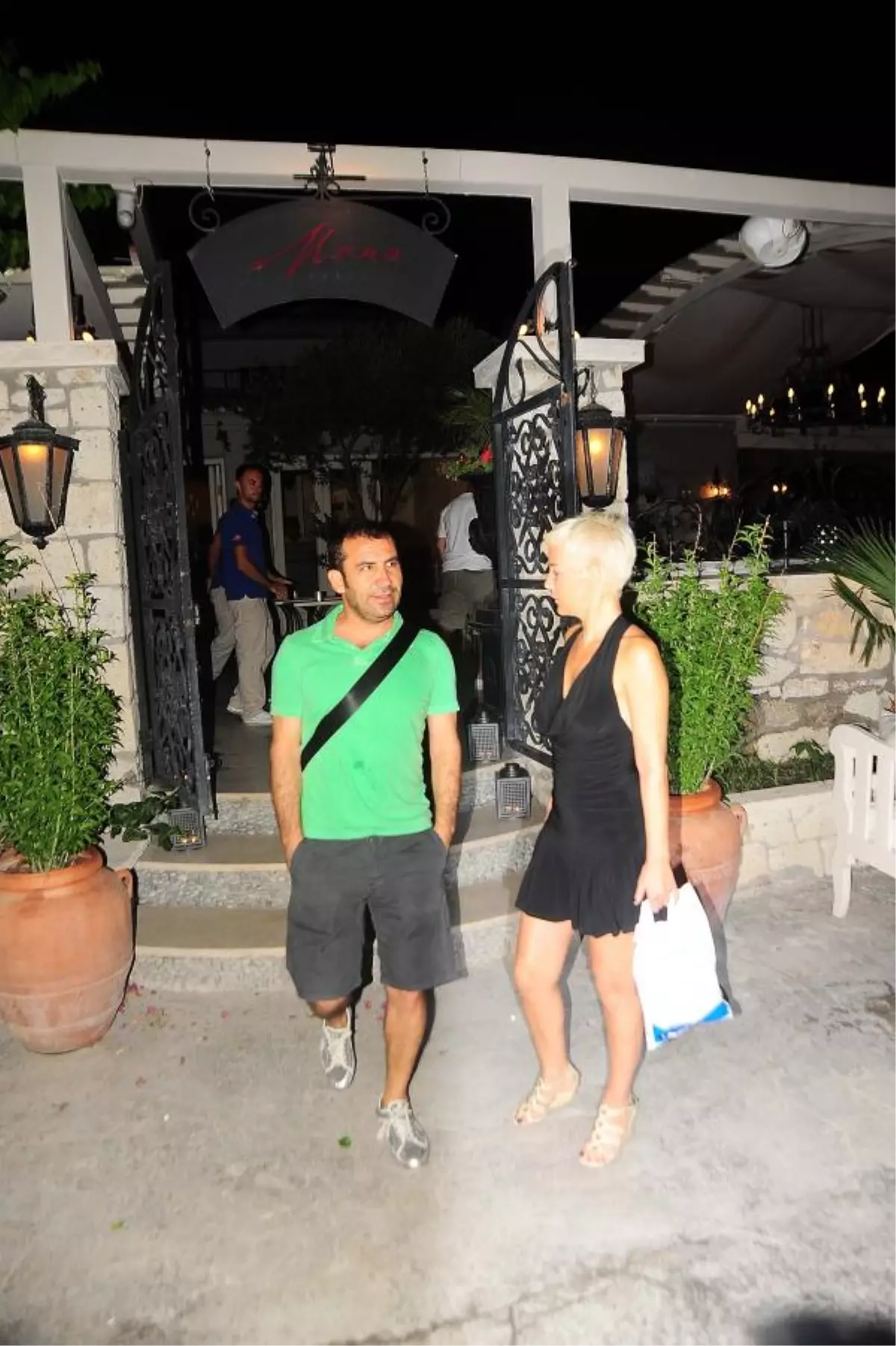 Ferhat Göçer Sörf İçin Alaçatı\'da