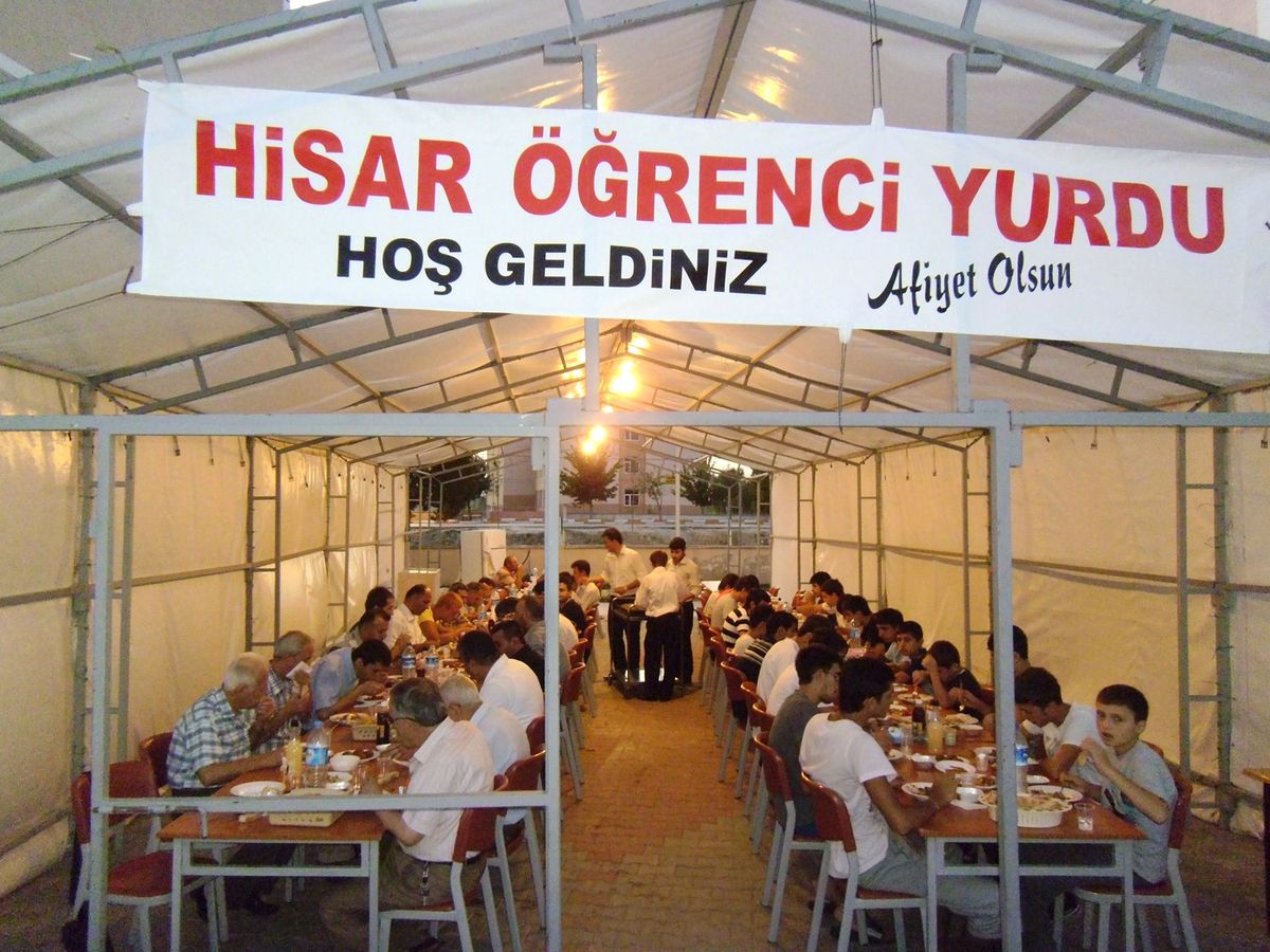 Hayrabolu\'da Esnaf İftarları