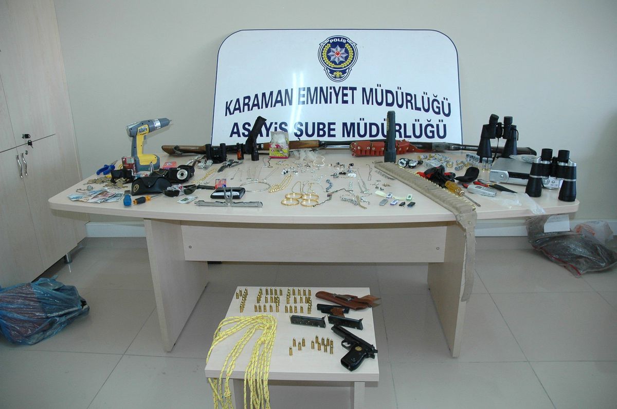 İp Merdivenli Hırsız Girdiği Evde Suçüstü Yakalandı