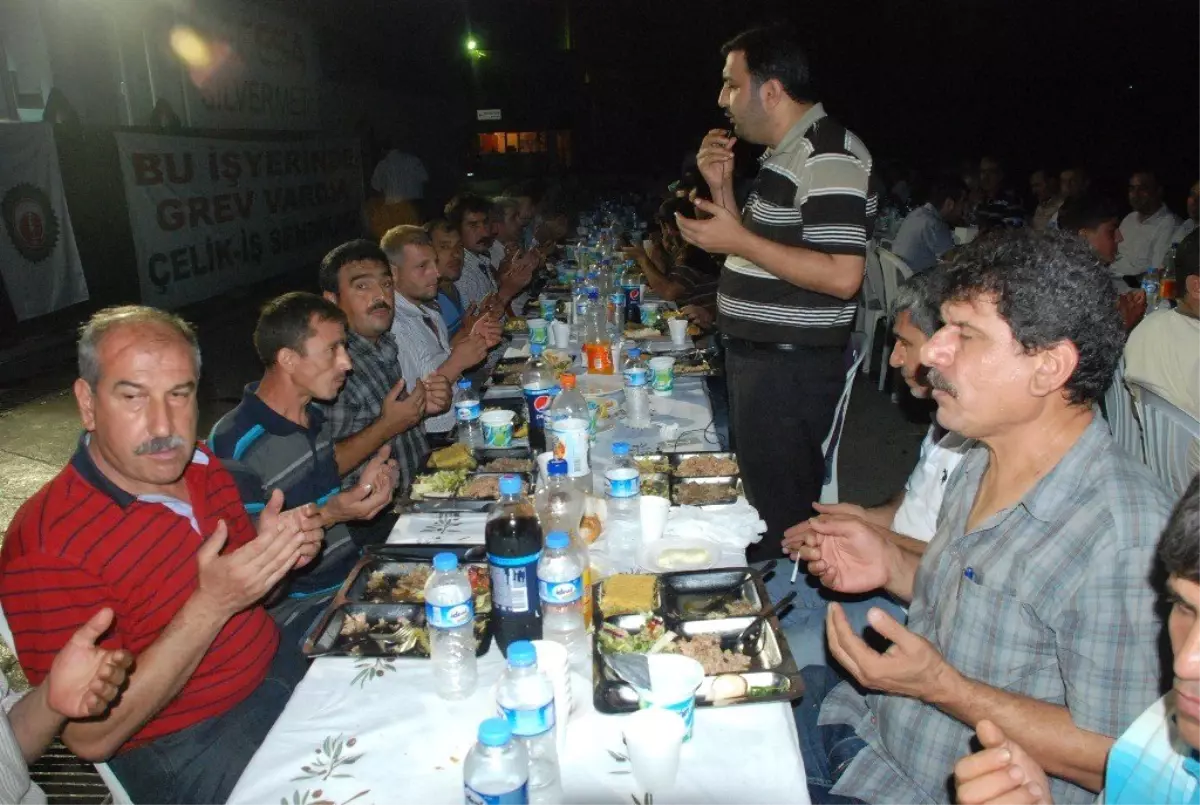 İskenderun Belediye Başkanı Civelek Grevdeki İşçilerle İftarda Buluştu