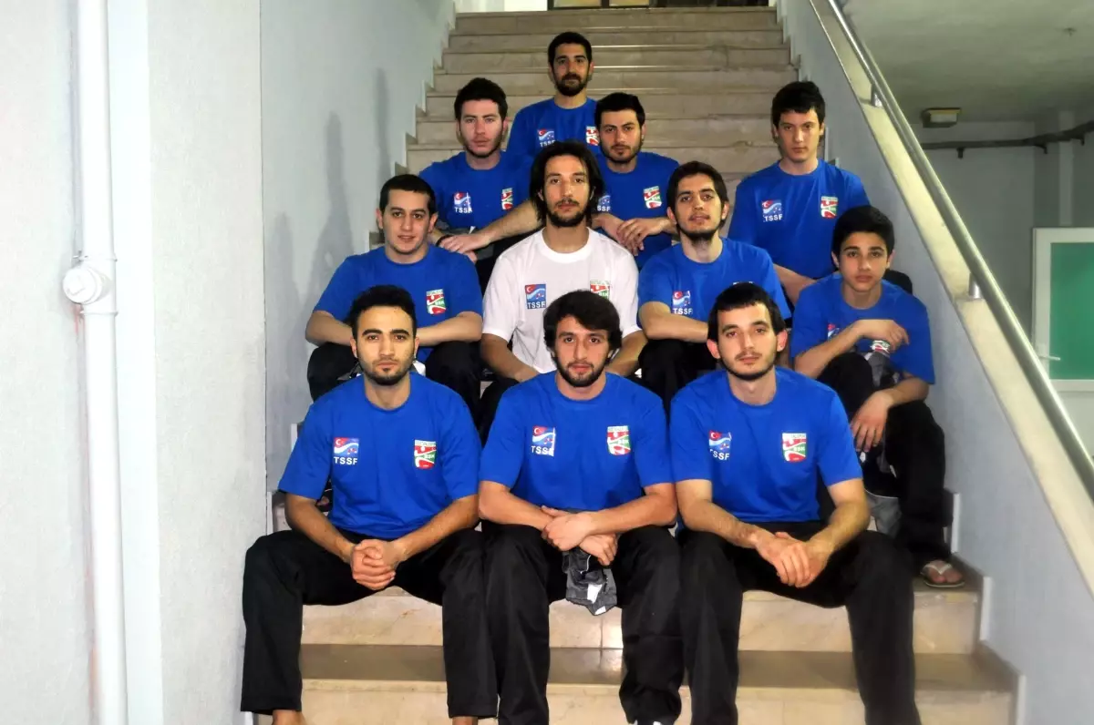 İzmir Üniversitesi Bostanlıspor, Türkiye Sualtı Ragbisi Şampiyonasına Katılıyor