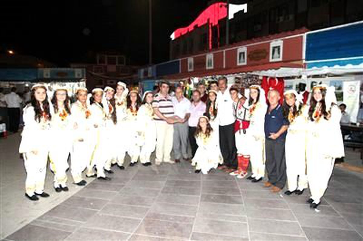 Makedonyalılar Hemşeri Gecesi\'nde Buluştu