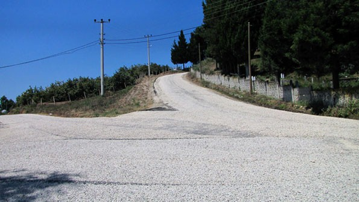 Melenağzı-Nazımbey Köy Yolu Asfaltlandı