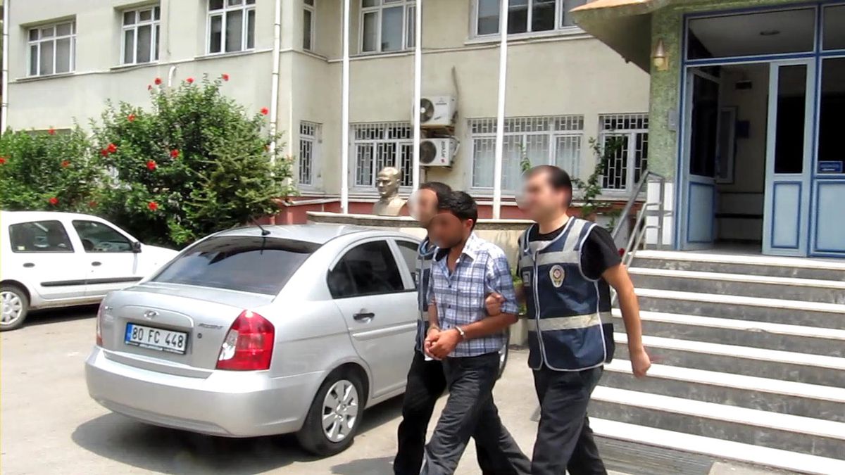 Osmaniye\'de 16 Kilo Esrar Ele Geçirildi