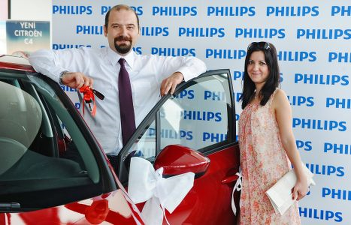 Philips Talihlisi Citroen\'i Teslim Aldı