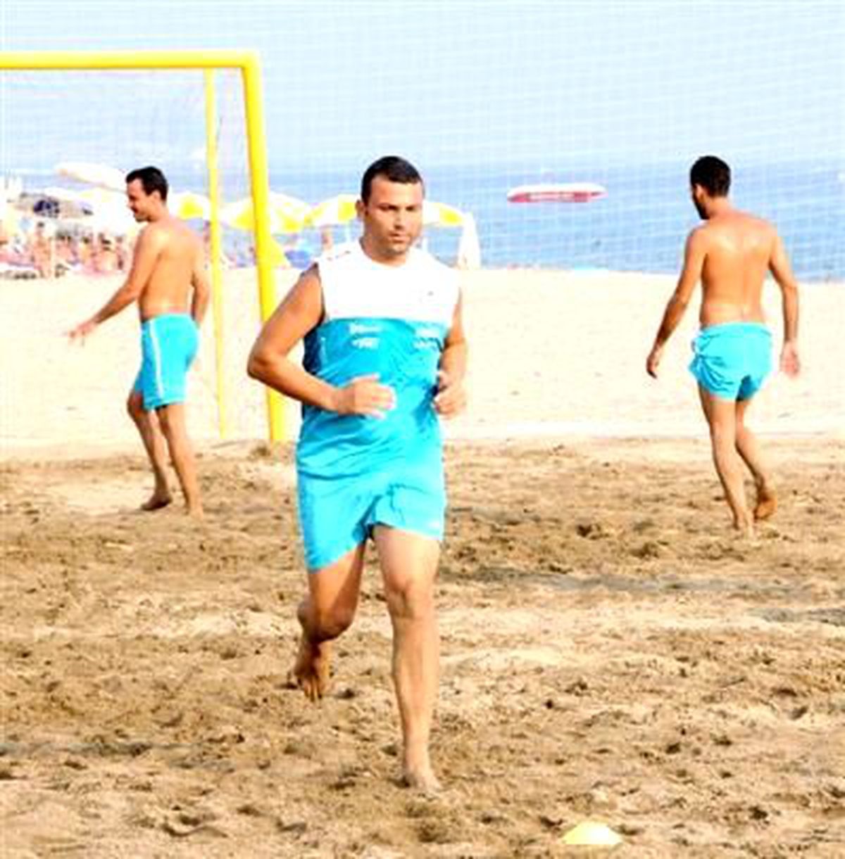 Plaj Futbolu