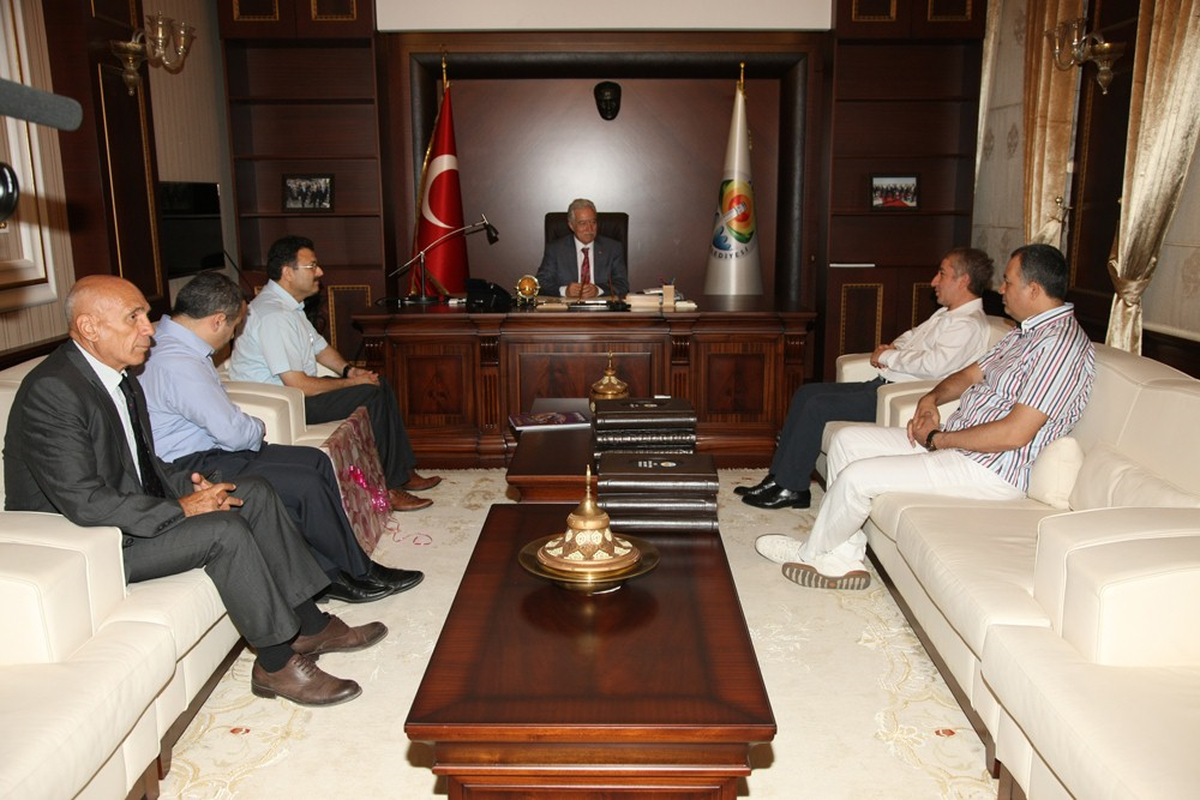 Samader\'den Aldırmaz\'a Teşekkür