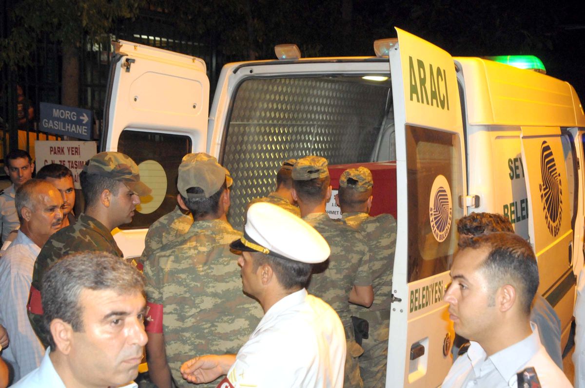 Şehit Astsubayın Cenazesi Mersin\'de