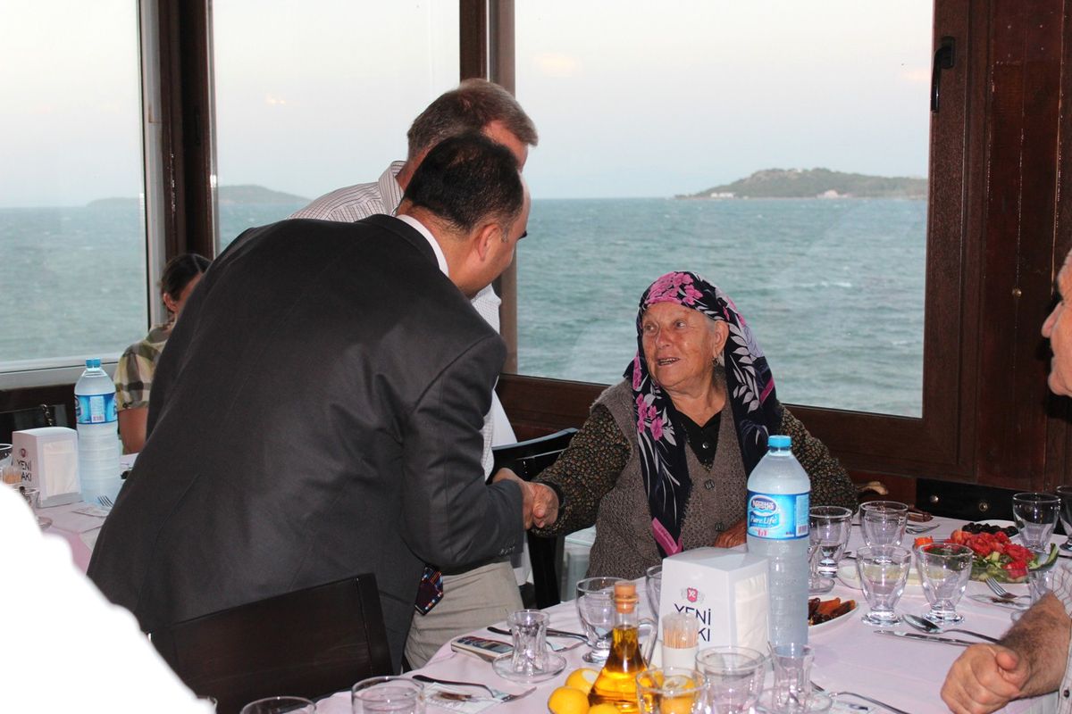 Şehit Yakınlarına ve Gazilerimize İftar Yemeği Verildi
