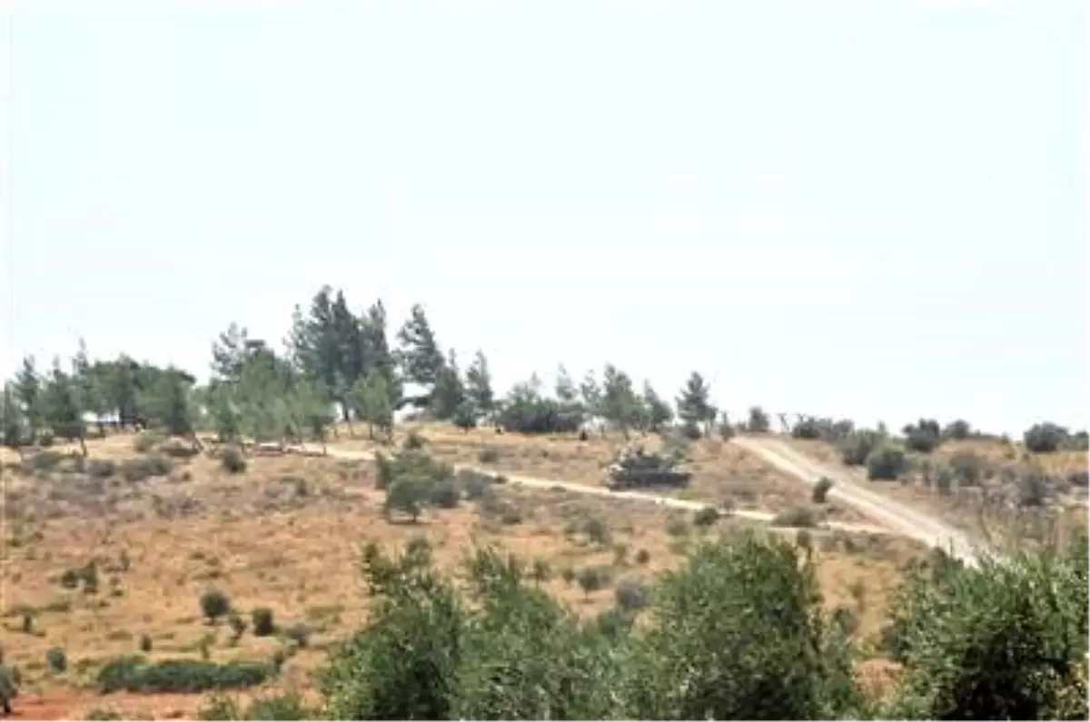 Tanklar ile Zırhlı Araçlar Suriye Sınırına Sıfır Noktasına Yerleştirildi