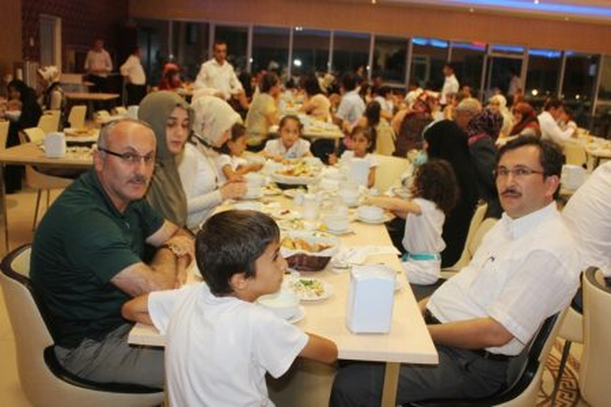 Taraklı Termal Ailesi İftar\'da Buluştu