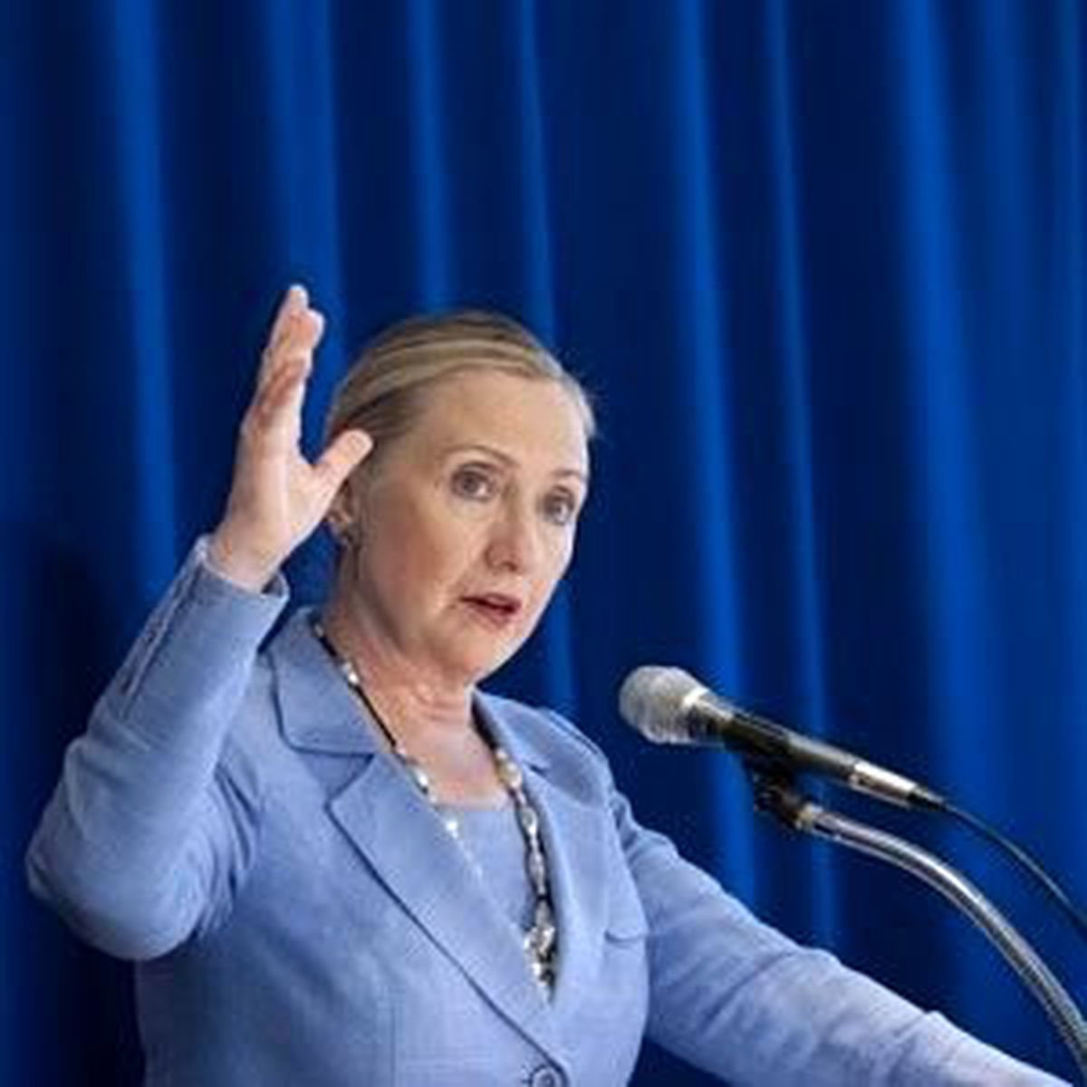 ABD Dışişleri Bakanı Clinton Senegal\'de